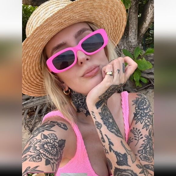 Multicolor rectangular fashion sunglasses - Picture 13 of 14